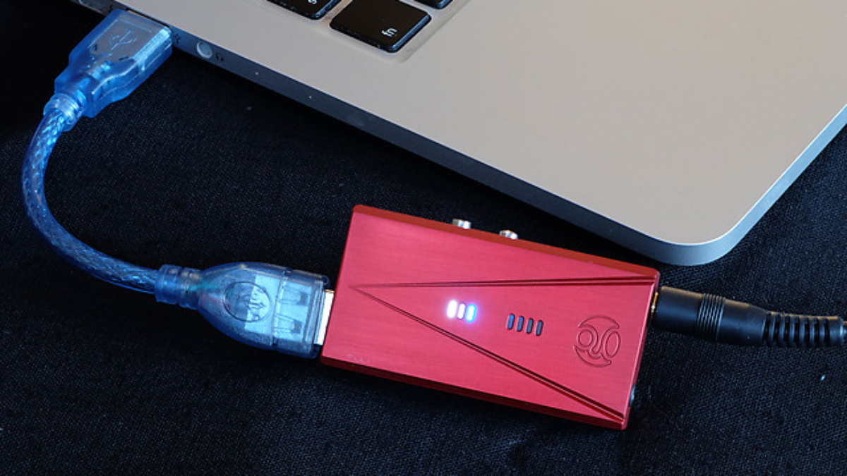 Geek Out 1000 with Slacker cable - HifiZine review